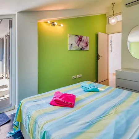 Apartment In - Insel Krk 13319