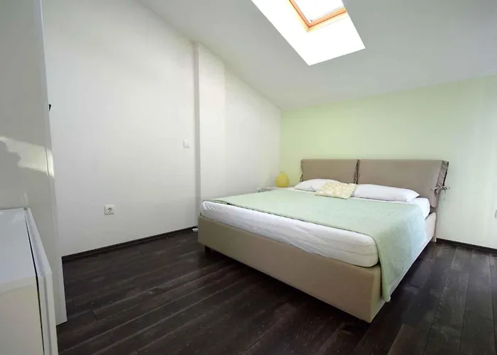 In - Insel Krk 13319 *